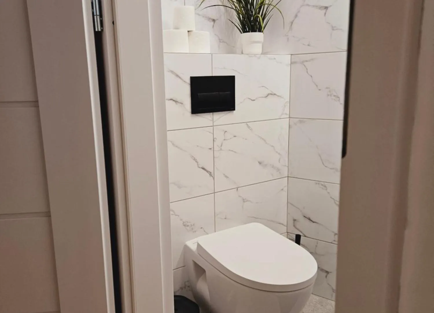 Apartament Z Widokiem Na Jezioro Malta Poznań Lägenhet